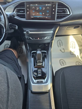 Peugeot 308 1.5HDI-131k.c-AVTOMATIC-FACE-NAVI - 22999 лв. - 78118541 15