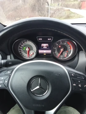 Mercedes-Benz CLA 180, снимка 6