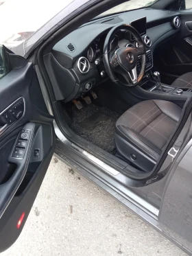 Mercedes-Benz CLA 180, снимка 14