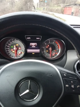 Mercedes-Benz CLA 180, снимка 9
