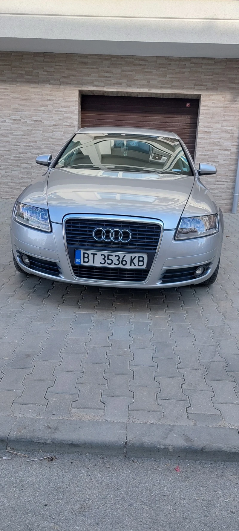 Audi A6 2, 4 газ, снимка 1 - Автомобили и джипове - 47694494