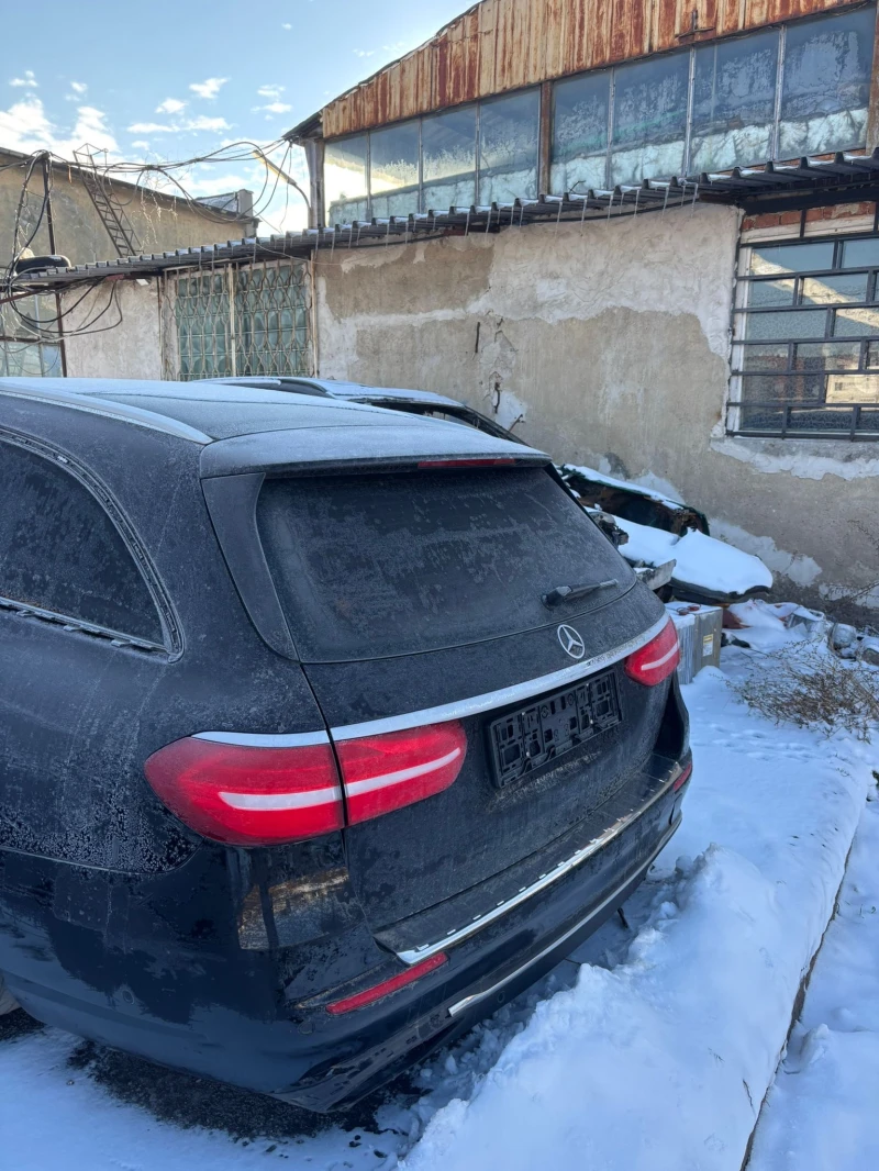 Mercedes-Benz E 220 E220D 190hp, снимка 3 - Автомобили и джипове - 47826938