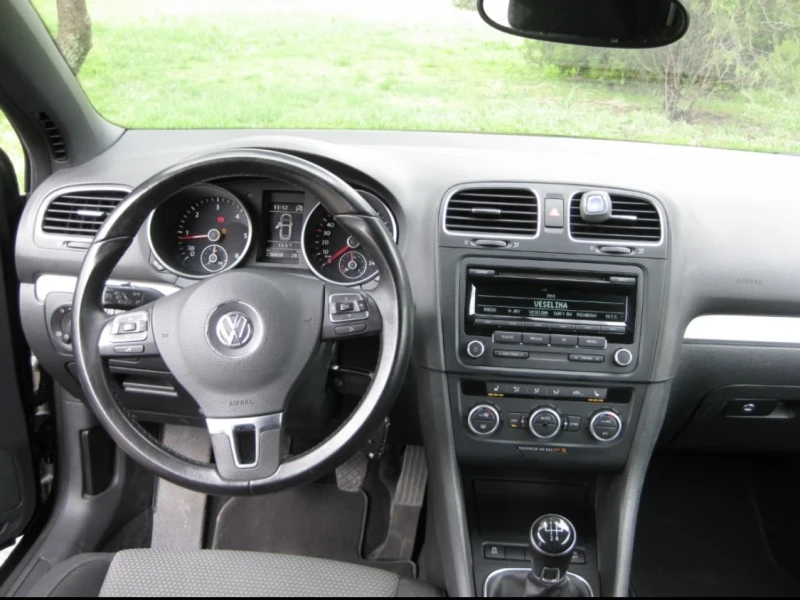 VW Golf 6 TDI BLUEMOTION, снимка 8 - Автомобили и джипове - 48145967