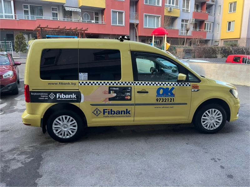 VW Caddy, снимка 3 - Автомобили и джипове - 48574802