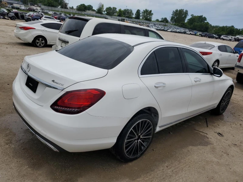 Mercedes-Benz C 300 4MATIC* FACELIFT* СЕРВИЗНА ИСТОРИЯ* , снимка 4 - Автомобили и джипове - 48784906