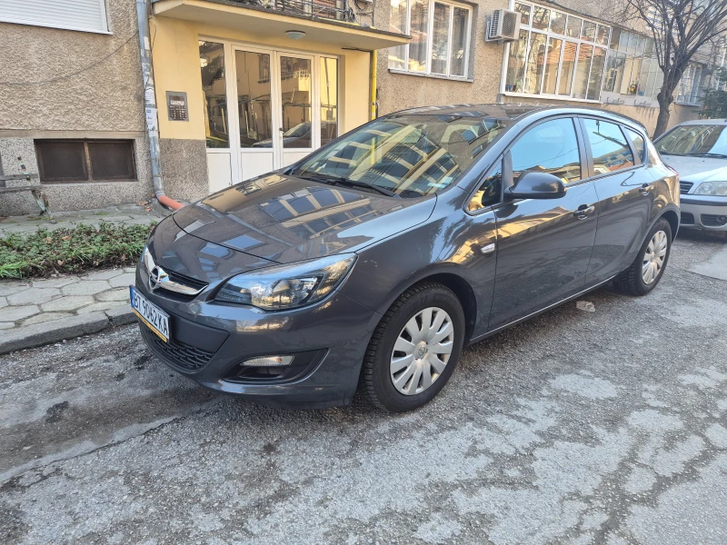 Opel Astra 1.6 CDTI, снимка 3 - Автомобили и джипове - 49362805