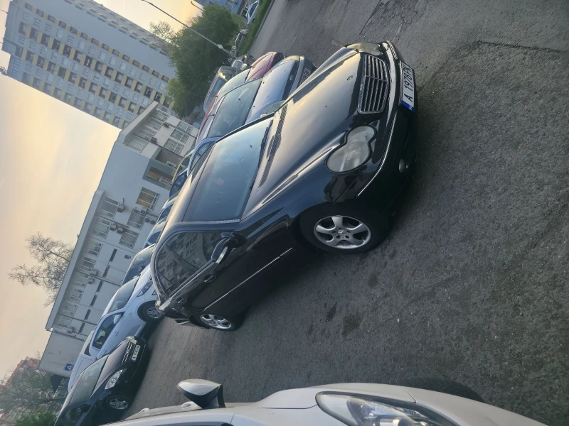 Mercedes-Benz C 200 Kompresor avantgarde, снимка 4 - Автомобили и джипове - 52302020