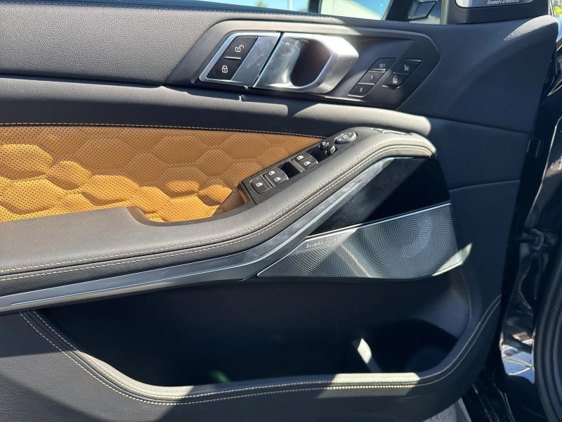 BMW X5M COMPETITION B&W PANO, снимка 7 - Автомобили и джипове - 52055991