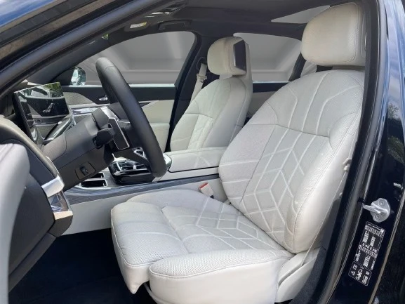 BMW 740 d xDrive = M-Sport Pro = Гаранция - изображение 6
