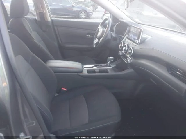 Nissan Sentra SV* Blind Spot* Камера* Подгрев* Lane asist* 57к к - изображение 9