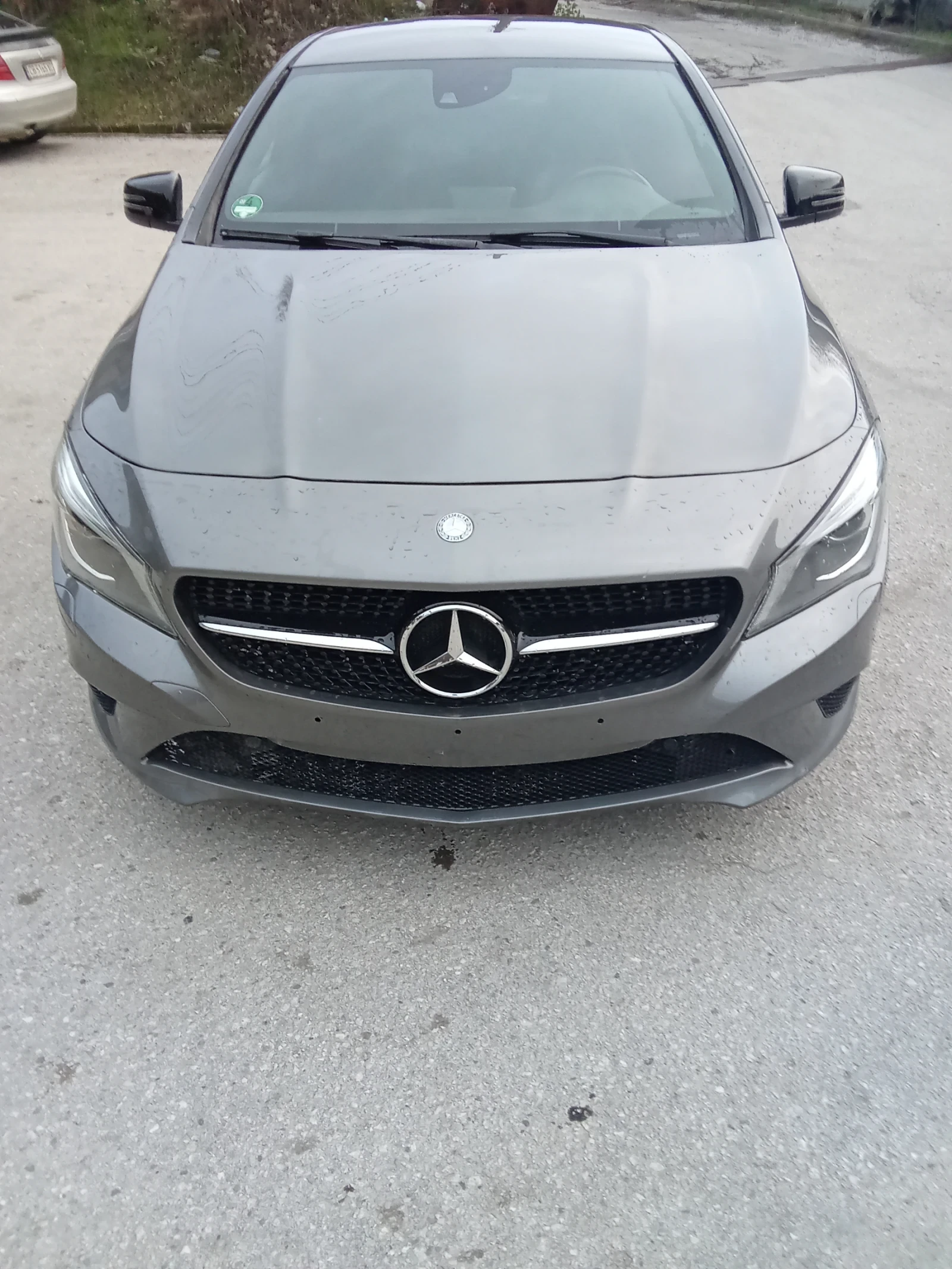 Mercedes-Benz CLA 180, снимка 1