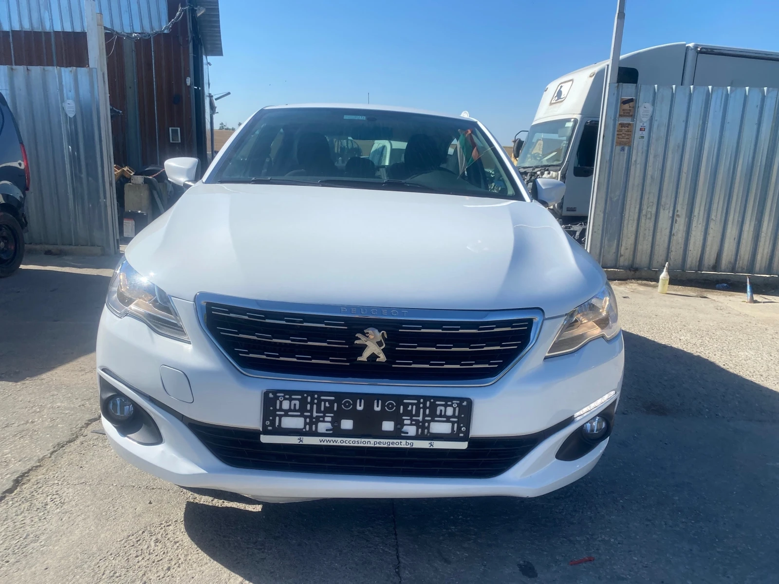 Peugeot 301 1.6 HDI - изображение 2