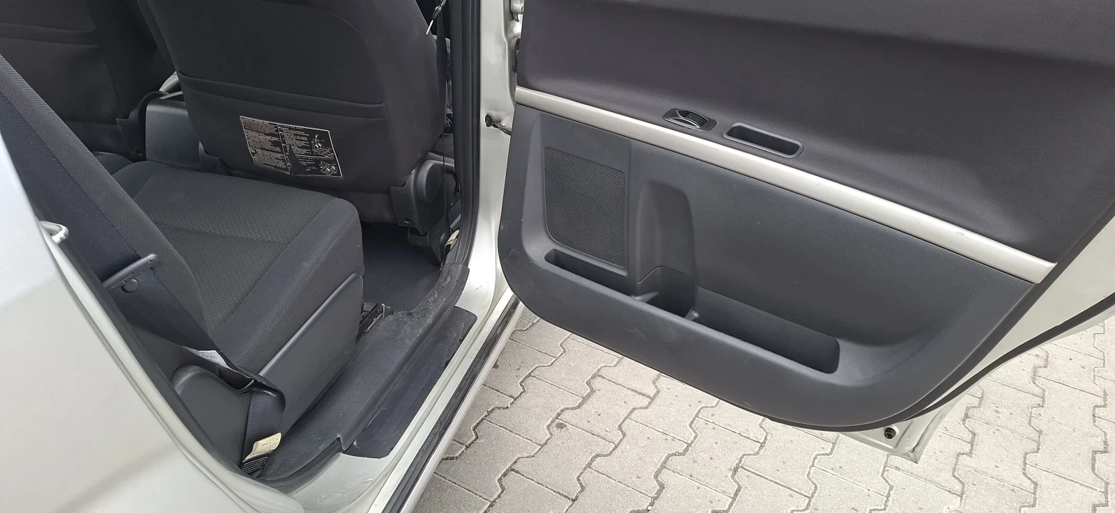Toyota Corolla verso  - изображение 5