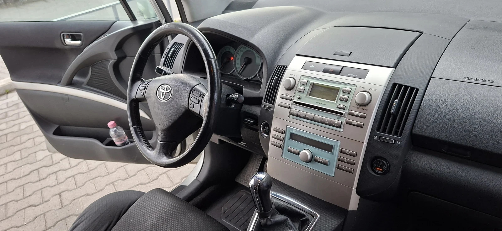Toyota Corolla verso  - изображение 9