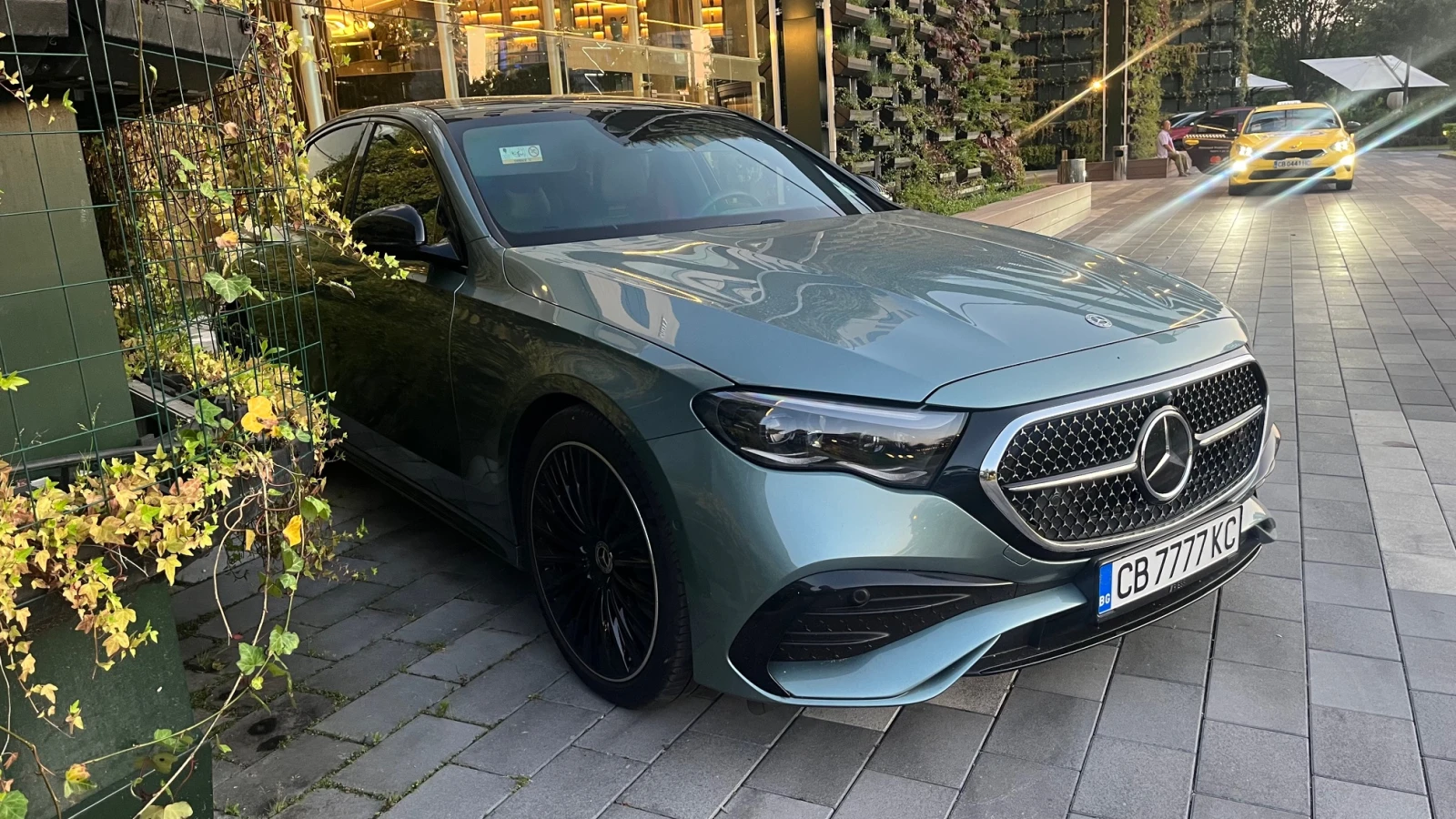 Mercedes-Benz E 220 AMG/ | Mobile.bg   15