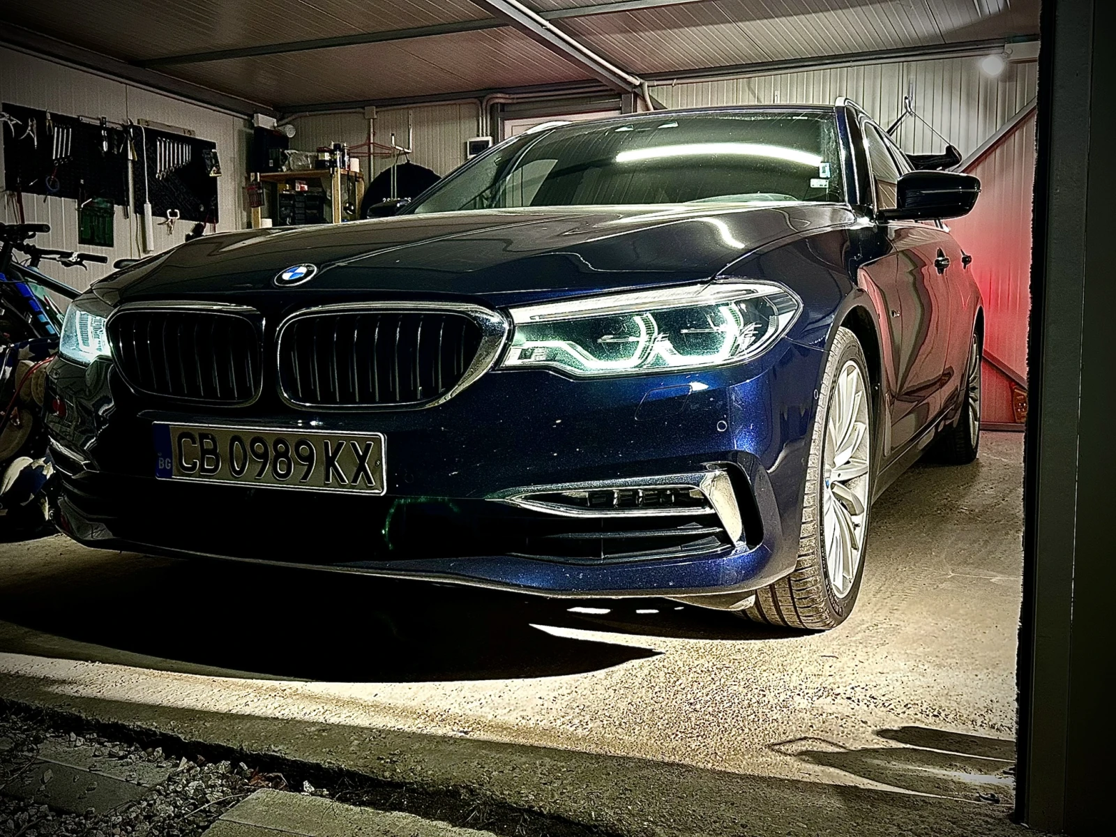 BMW 530 ТОП - Сервизна - изображение 2