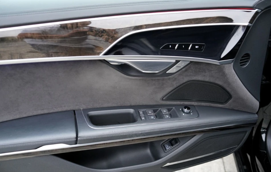 Audi A8 50 TDI Quattro - изображение 8