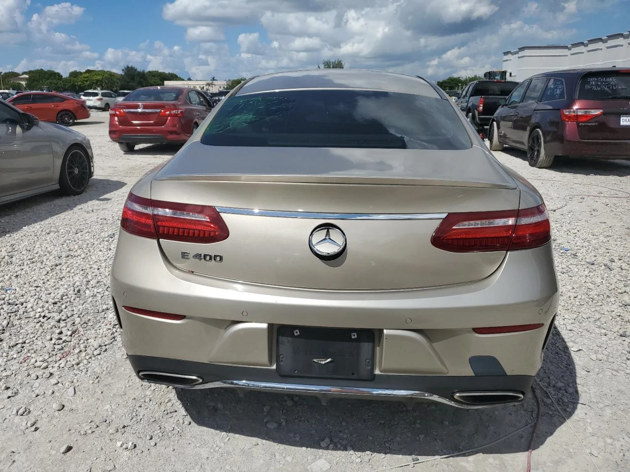 Mercedes-Benz E 400  - изображение 9