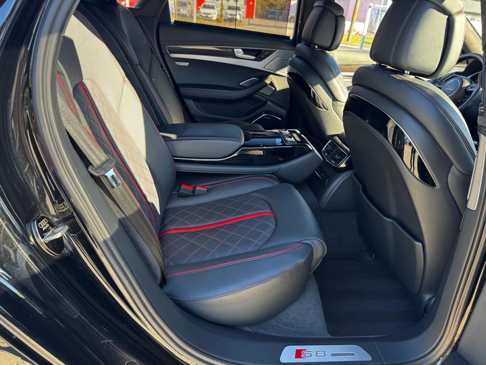 Audi S8 plus 4.0 Keramik Exclusive Carbon BangOlufsen 360 | Mobile.bg   14