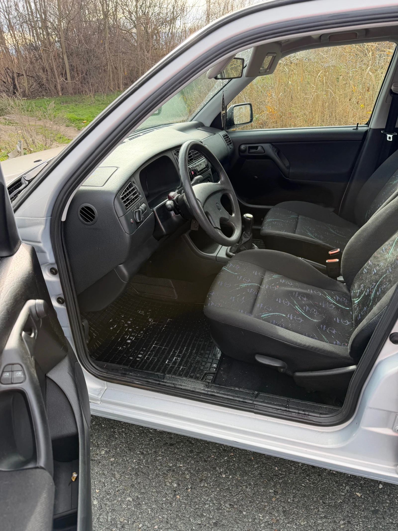 VW Golf 160000км/Pink Floyd-1.6/Оригинален вид без ръжди! - изображение 8