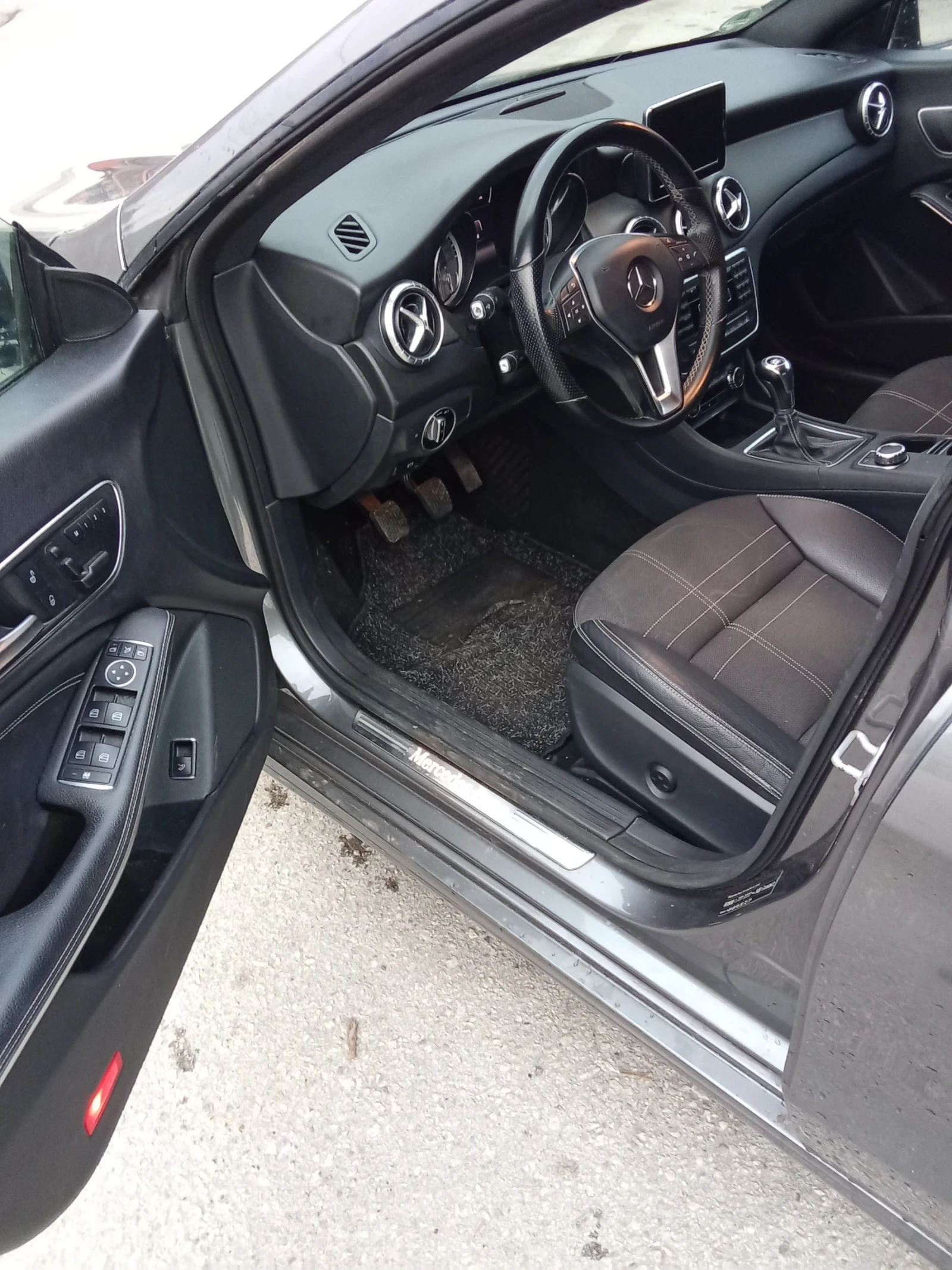 Mercedes-Benz CLA 180 | Mobile.bg   14