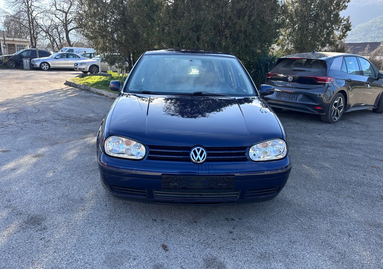 VW Golf 1.4i - РЕАЛНИ КИЛОМЕТРИ - УНИКАТ - изображение 2