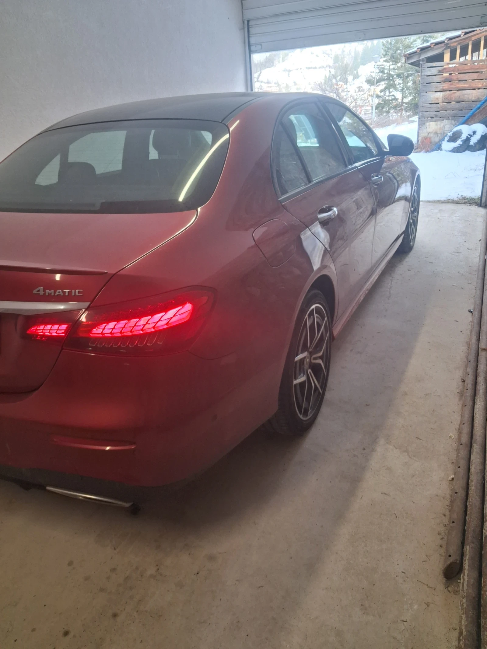 Mercedes-Benz E 350  - изображение 4