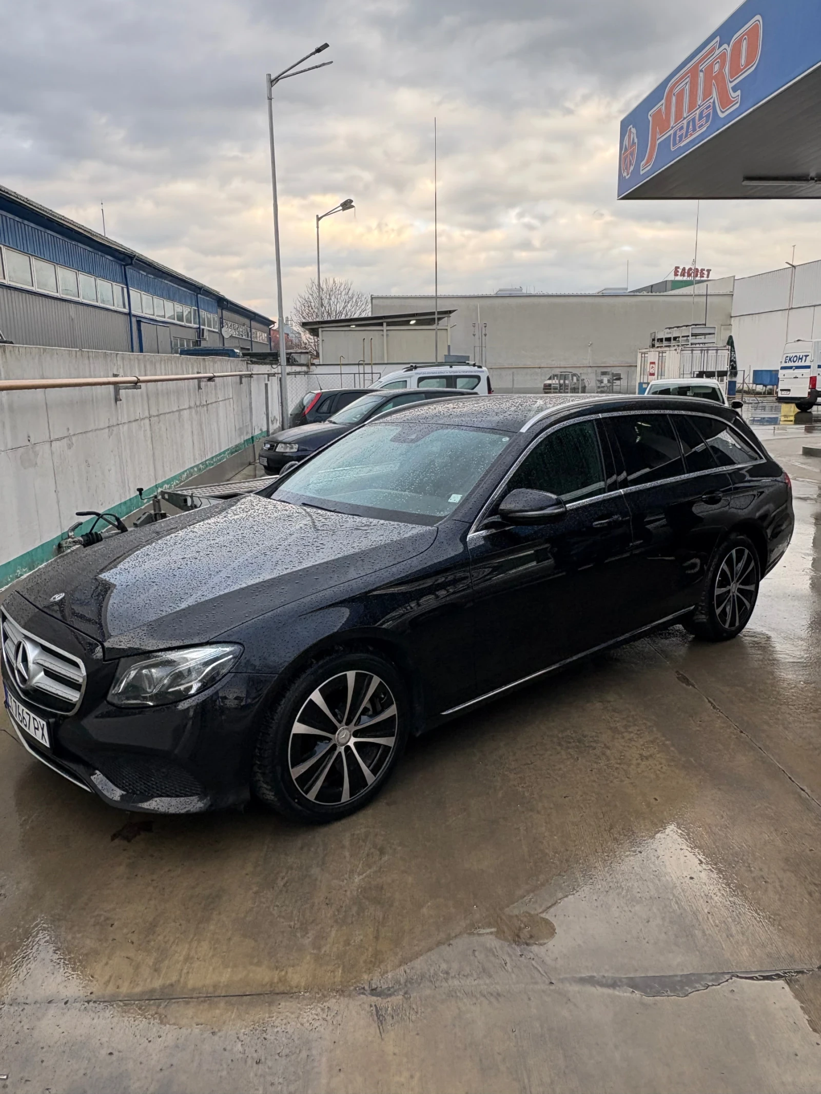 Mercedes-Benz E 220 | Mobile.bg � ����������� 15