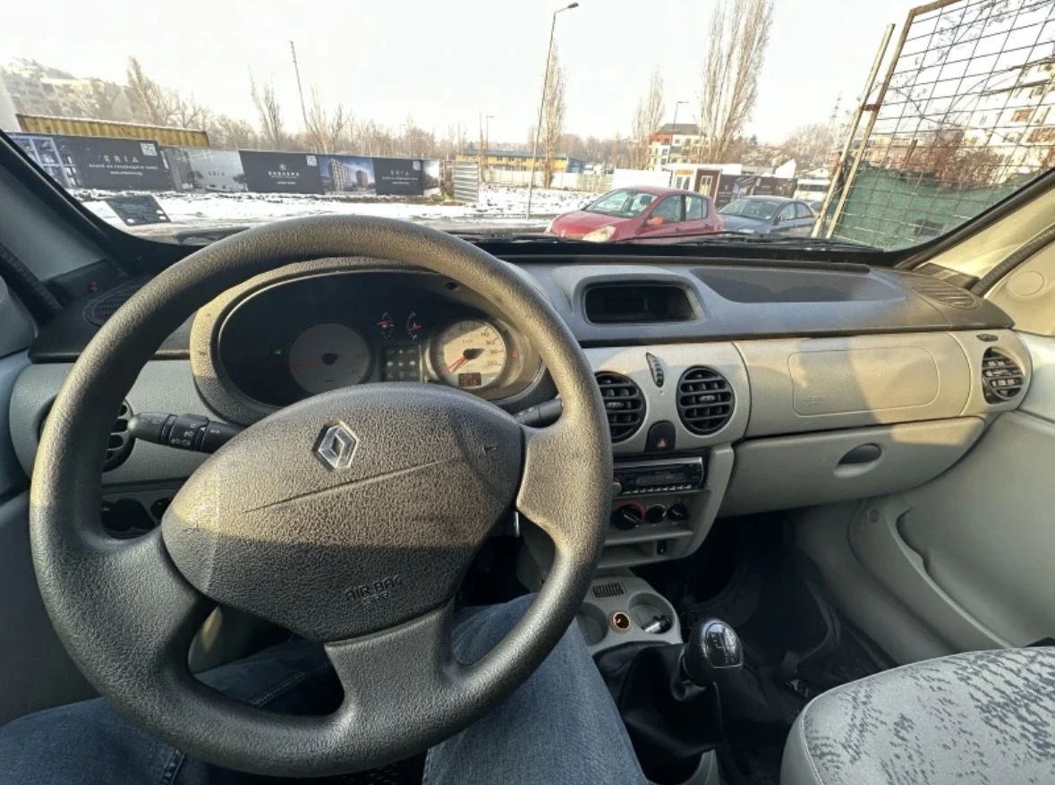 Renault Kangoo 1.9 DCi 4x4, снимка 6 - Автомобили и джипове - 53662612