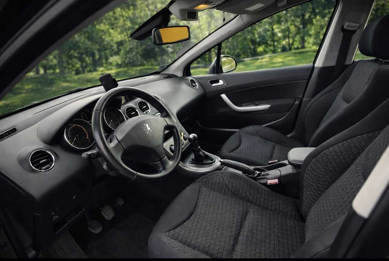 Peugeot 308 SW, снимка 7 - Автомобили и джипове - 53977938