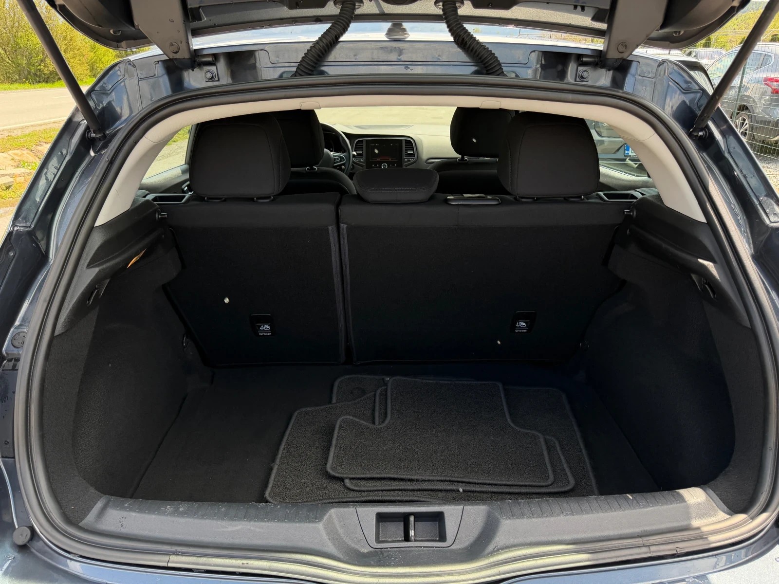 Renault Megane 1.5 TDi | Mobile.bg � ����������� 10