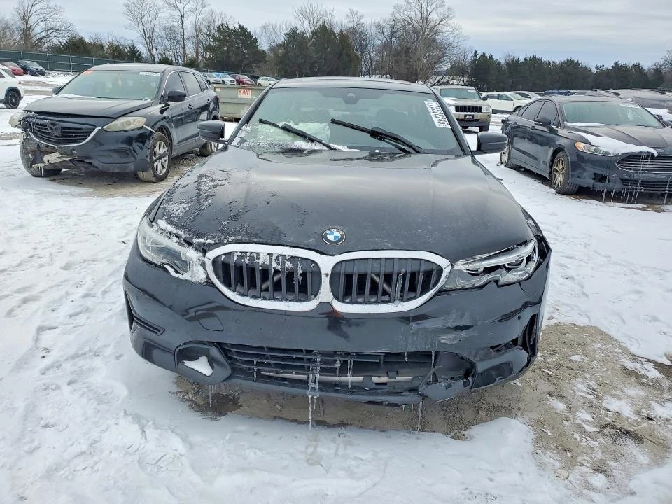 BMW 320, снимка 5 - Автомобили и джипове - 54642377