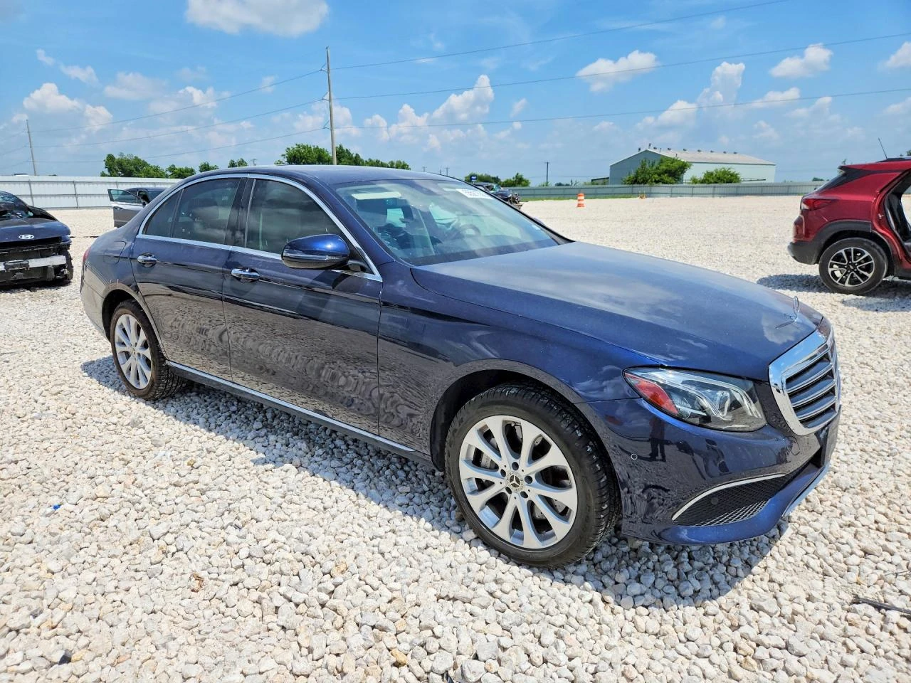 Mercedes-Benz E 400 3.0l 4Matic, снимка 4 - Автомобили и джипове - 55093814