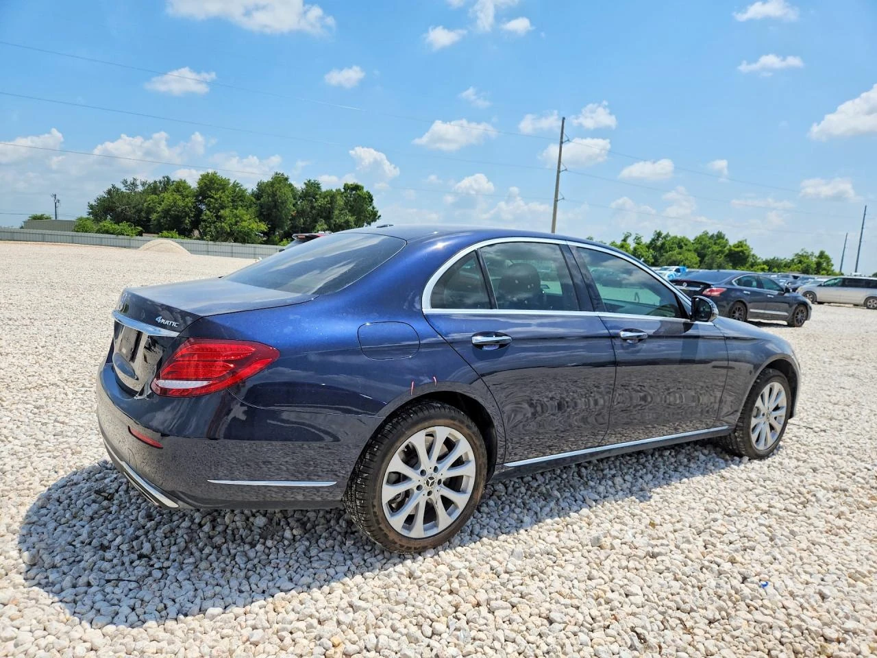 Mercedes-Benz E 400 3.0l 4Matic, снимка 3 - Автомобили и джипове - 55093814