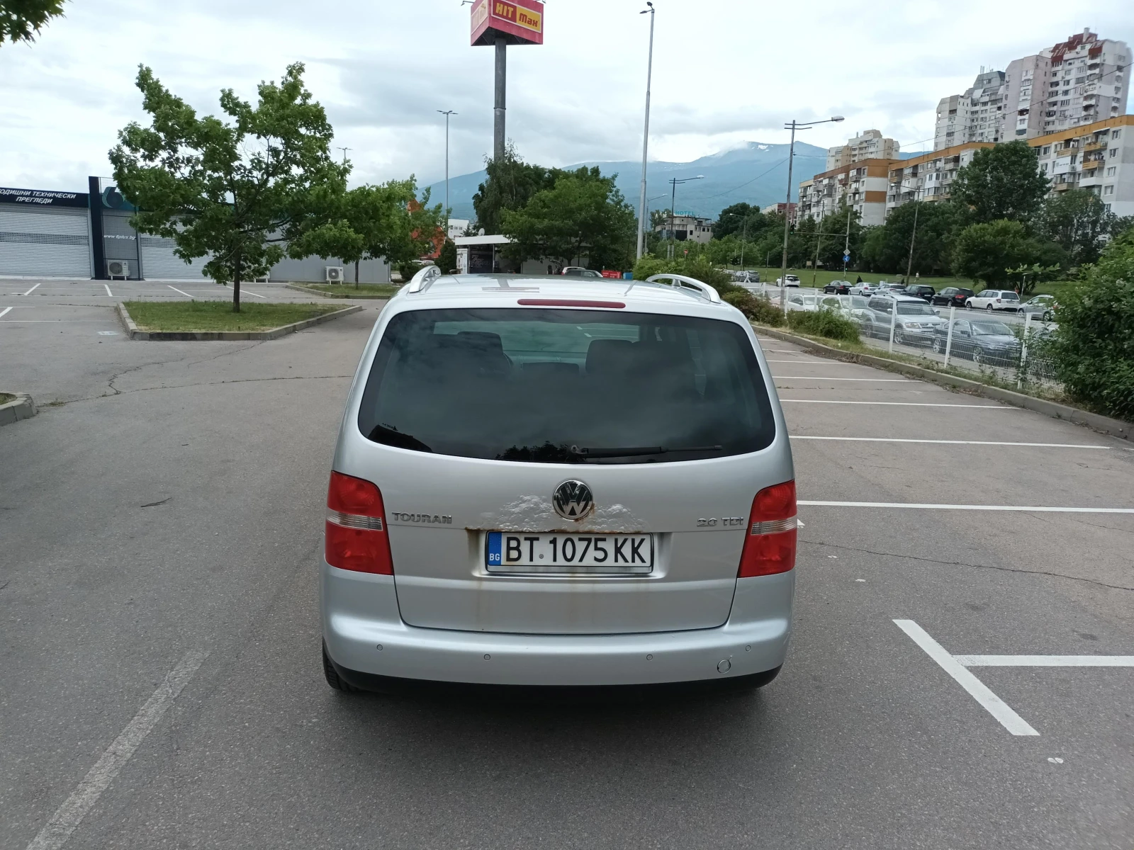 VW Touran Highline, снимка 6 - Автомобили и джипове - 55123651