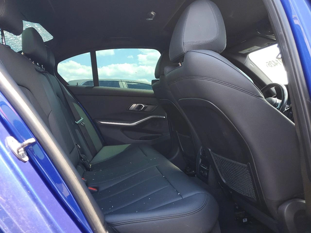BMW 330 MPACK* HEADUP* КАМЕРА* ПОДГРЕВ* HARMAN* KARDON* , снимка 9 - Автомобили и джипове - 55219254