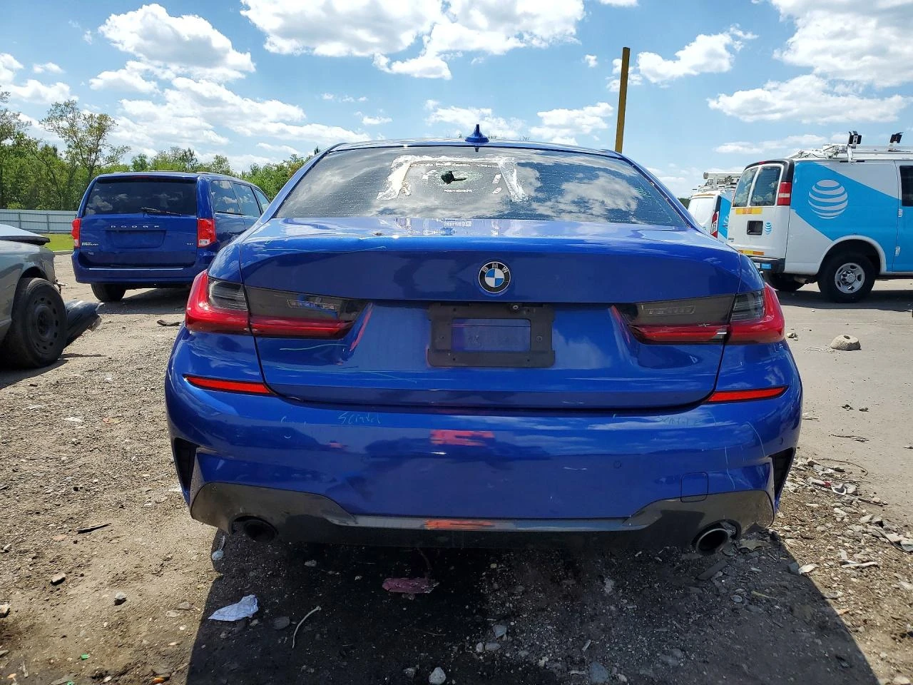 BMW 330 MPACK* HEADUP* КАМЕРА* ПОДГРЕВ* HARMAN* KARDON* , снимка 6 - Автомобили и джипове - 55219254