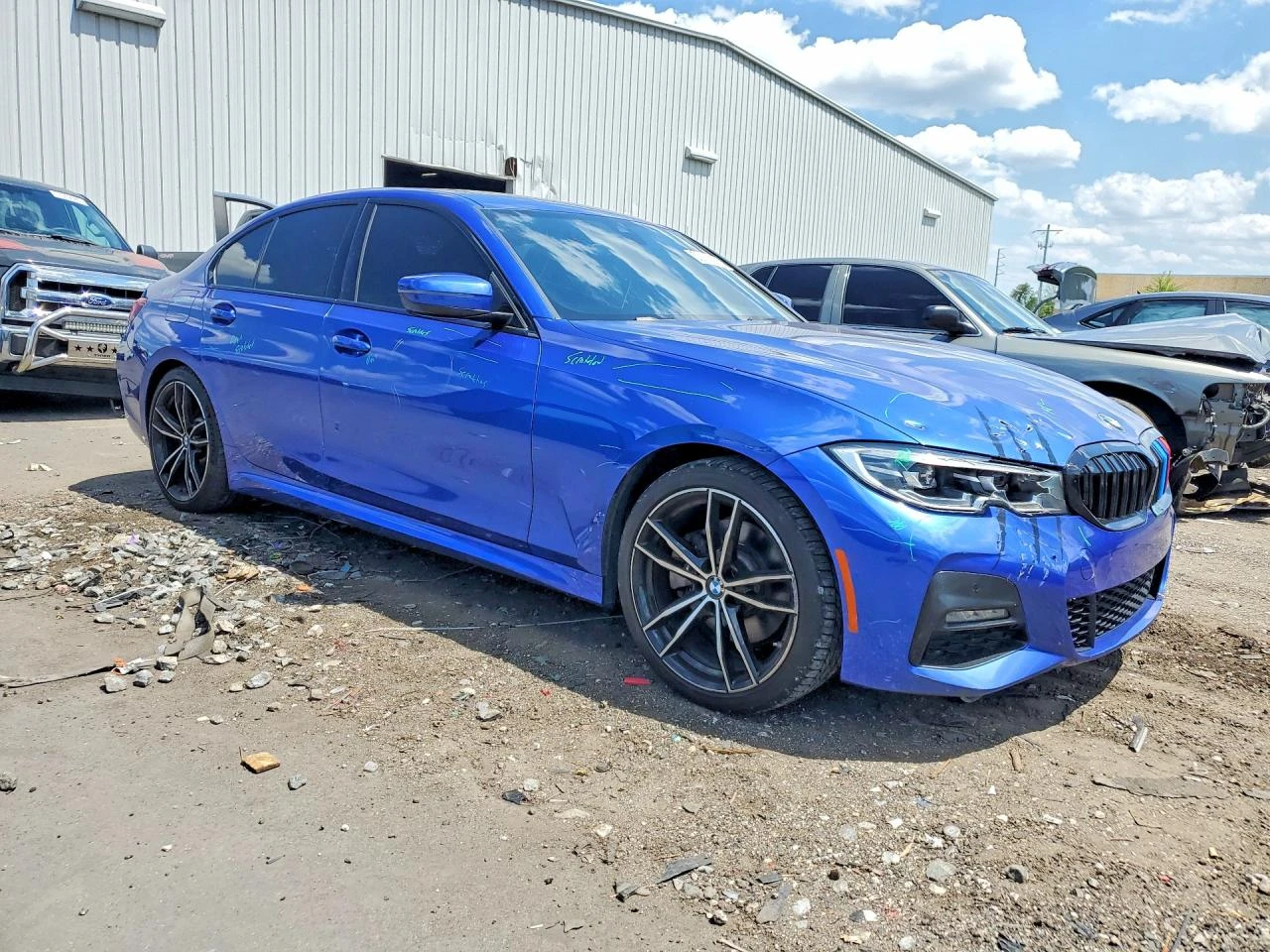 BMW 330 MPACK* HEADUP* КАМЕРА* ПОДГРЕВ* HARMAN* KARDON* , снимка 2 - Автомобили и джипове - 55219254
