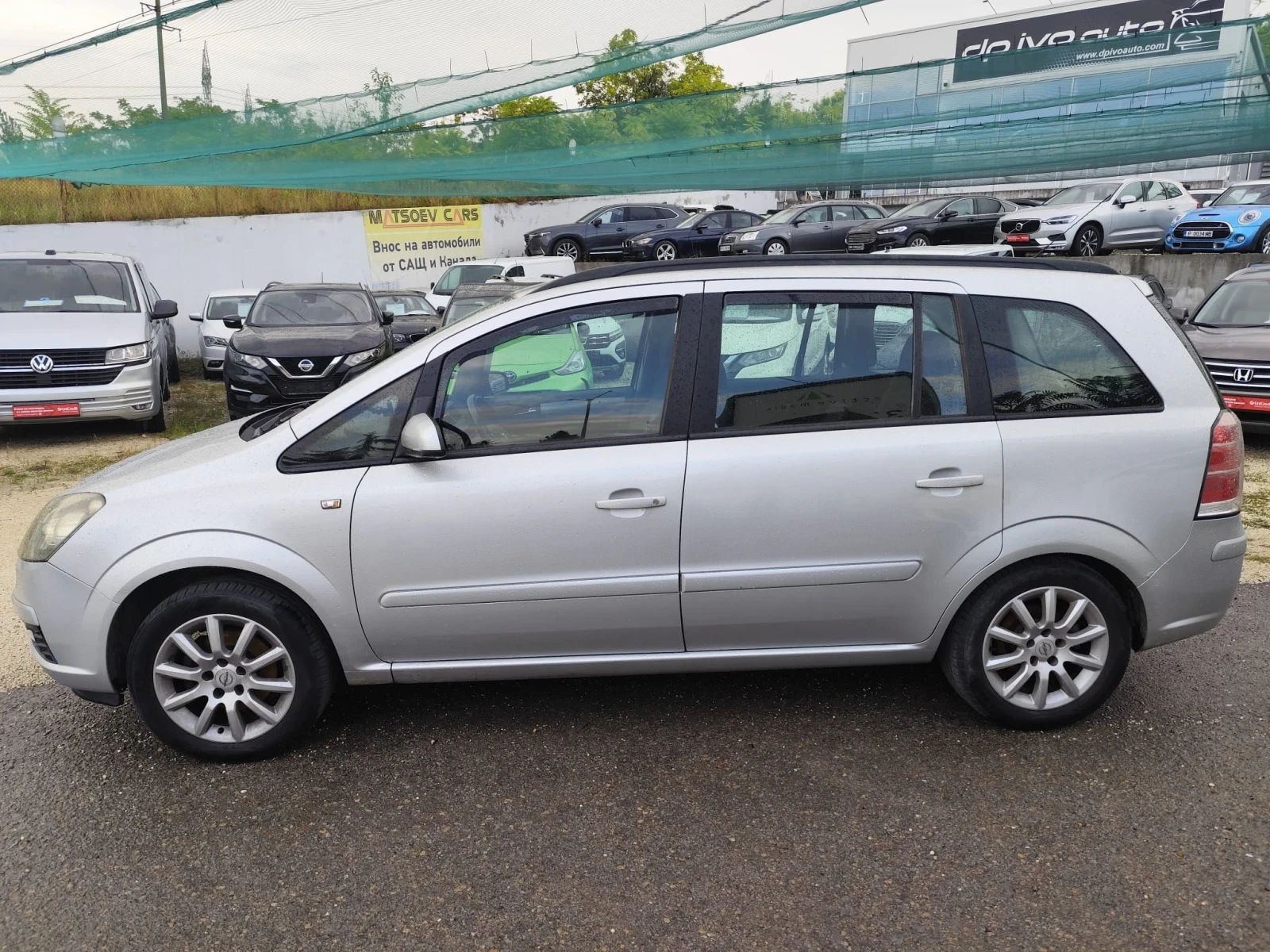 Opel Zafira 1.6i* ГАЗ* 7 места* ОБСЛУЖЕН* , снимка 2 - Автомобили и джипове - 55950621