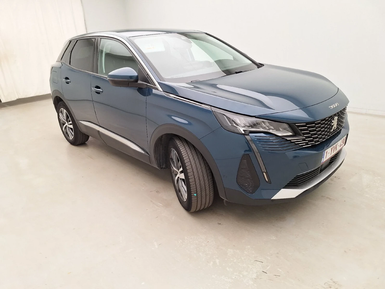 Peugeot 3008 1.2PTech Allure Auto LED , снимка 3 - Автомобили и джипове - 56127085