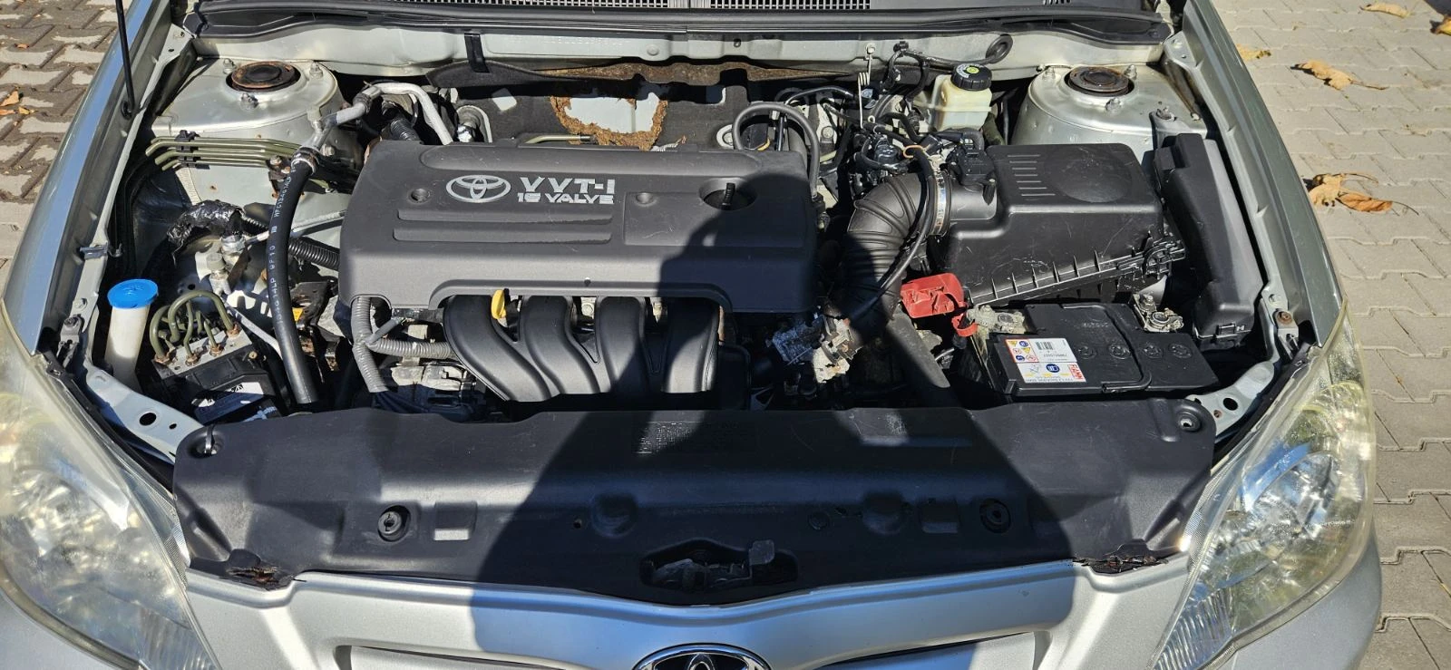 Toyota Corolla 1.4 бензин, снимка 6 - Автомобили и джипове - 56529922