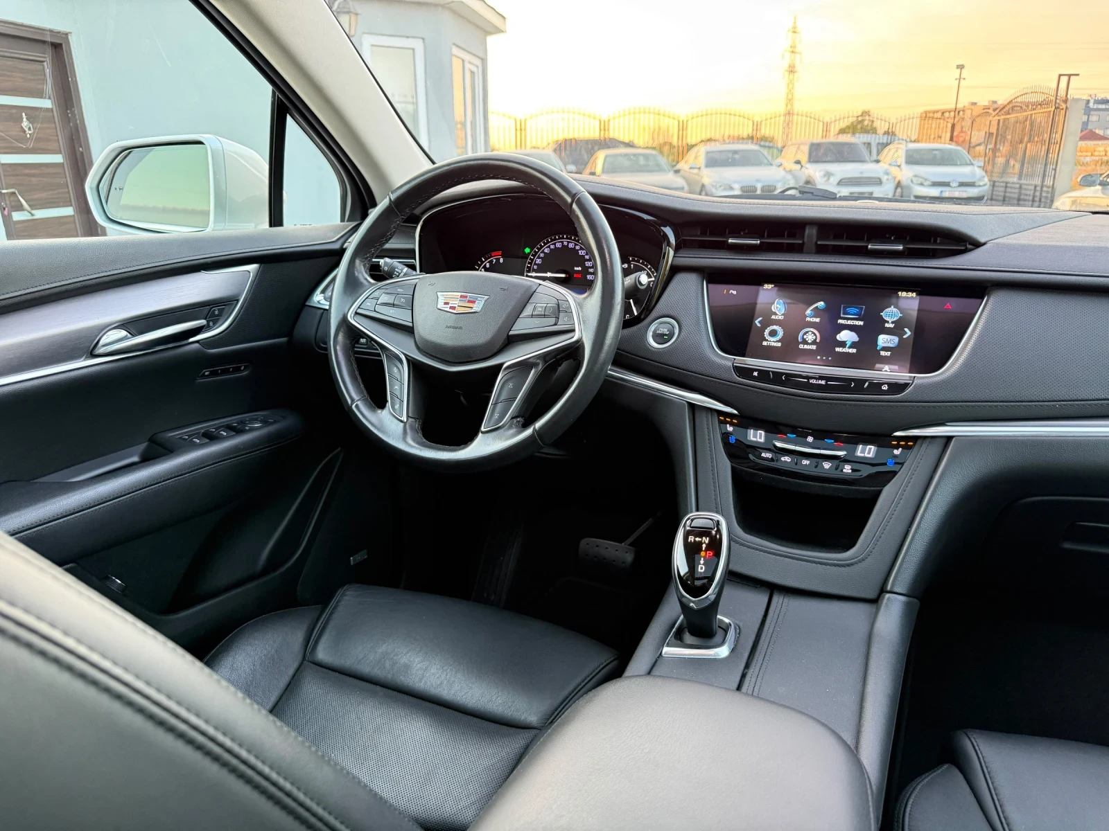 Cadillac XT5, снимка 8 - Автомобили и джипове - 56638058