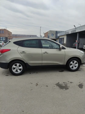 Hyundai IX35 2.0 4?4 AUT 163х.км. сервизна книжка , снимка 6