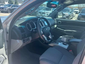 Toyota Tacoma * 4WD Double Cab V6* KEYLESS* , снимка 5