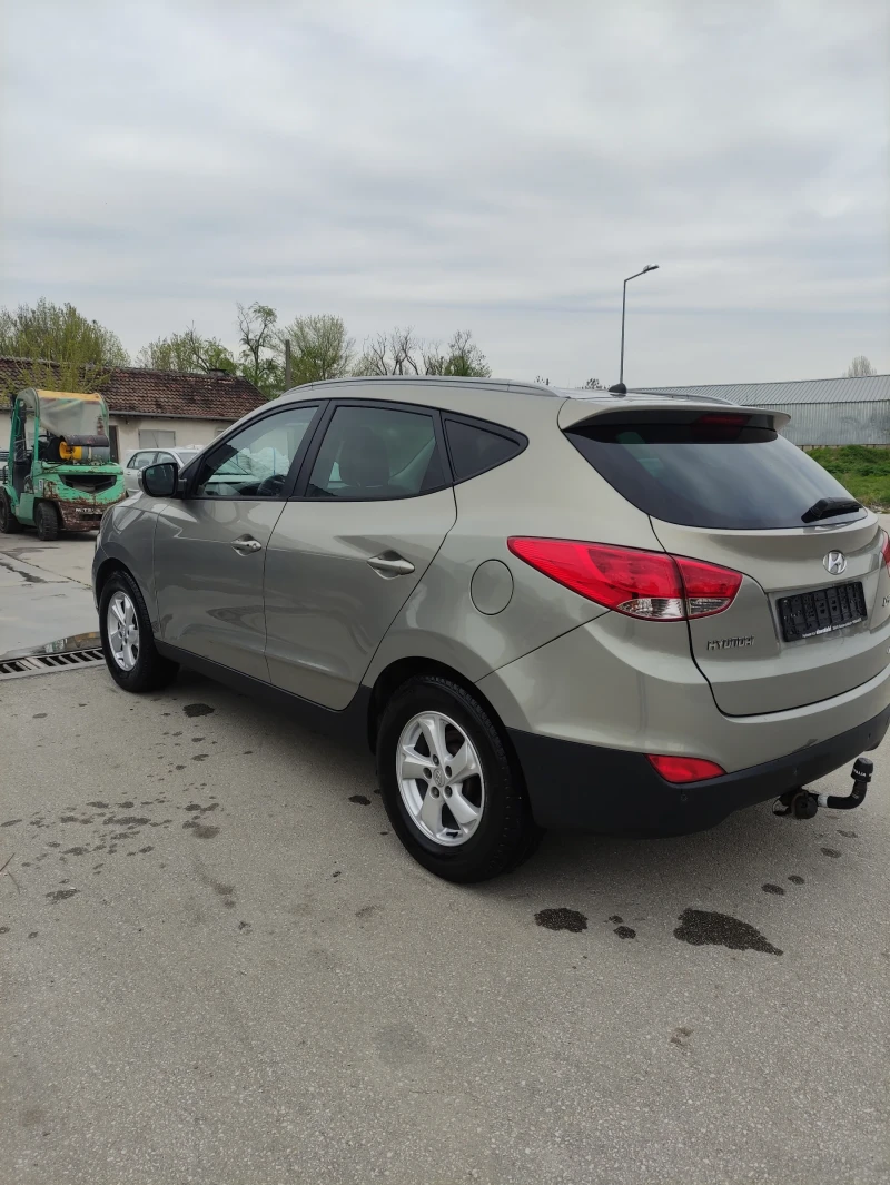Hyundai IX35 2.0 4?4 AUT 163х.км., снимка 3 - Автомобили и джипове - 50278713