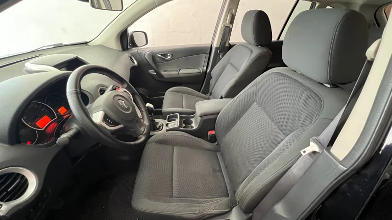 Renault Koleos, снимка 11 - Автомобили и джипове - 51371415