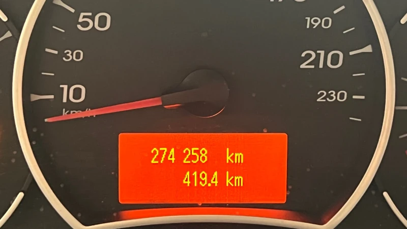 Renault Koleos, снимка 13 - Автомобили и джипове - 51371415