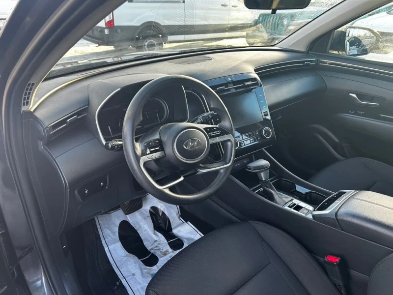 Hyundai Tucson 2023| AWD| ESSENTIAL| ПОДГРЕВ| КАМЕРА| LANE ASSIT, снимка 7 - Автомобили и джипове - 53272983