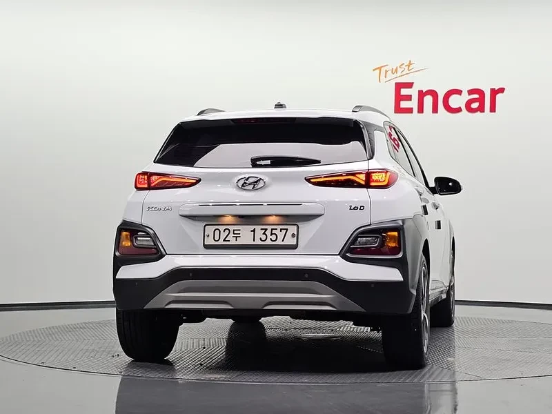 Hyundai Kona 1.6D - САМО 30% АВАНС, снимка 5 - Автомобили и джипове - 56028337