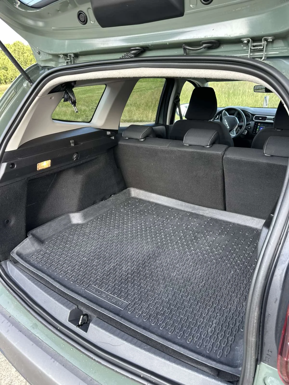 Dacia Duster 1.5dCi* 4x4* NAVI | Mobile.bg � ����������� 7
